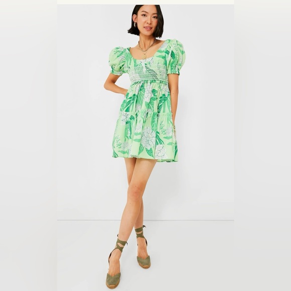 FARM Rio Dresses & Skirts - NWT Farm Rio Dew DropFloral Mini Dress SZ L, puff shoulders, smocked, tiered